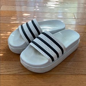 adidas adilette platform